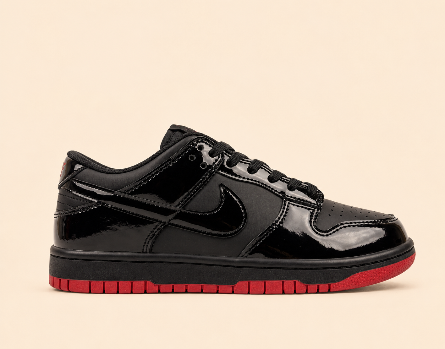 Nike Air Dunk Siyah Kırmızı