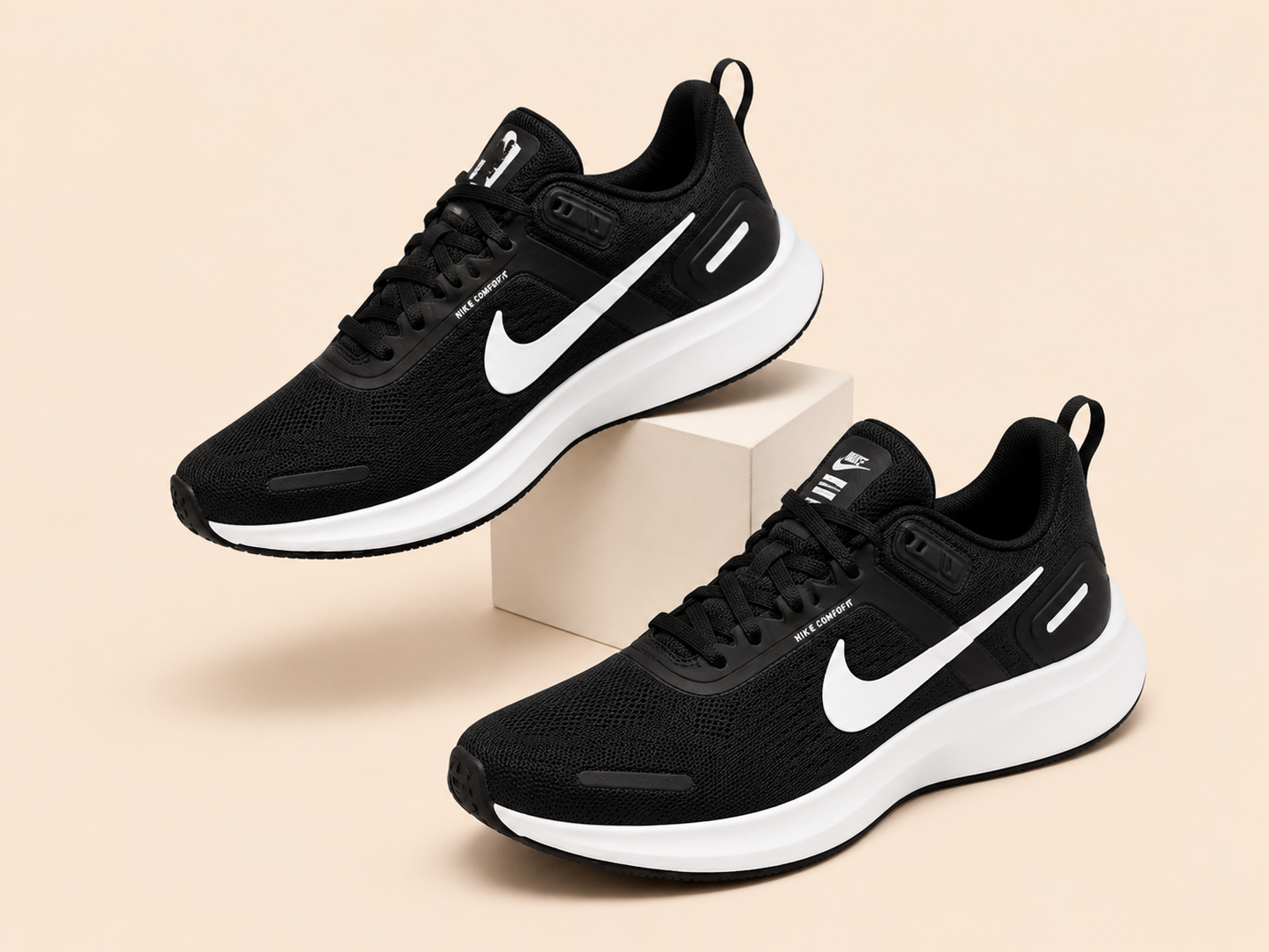 NIKE ZOOMX Siyah Beyaz