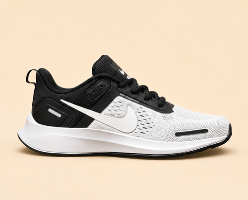 NIKE ZOOMX Beyaz Arkası Siyah