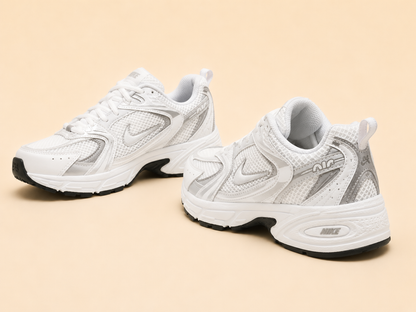 Nike 530 Beyaz Gümüş